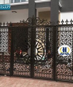 cửa cổng sắt cnc 4 cánh mới nhất hsp