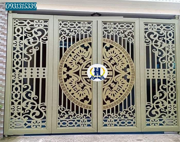 Cửa Sắt Giá Rẻ Tại TPHCM hsp