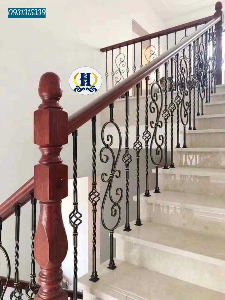 Lan can cầu thang sắt hiện đại