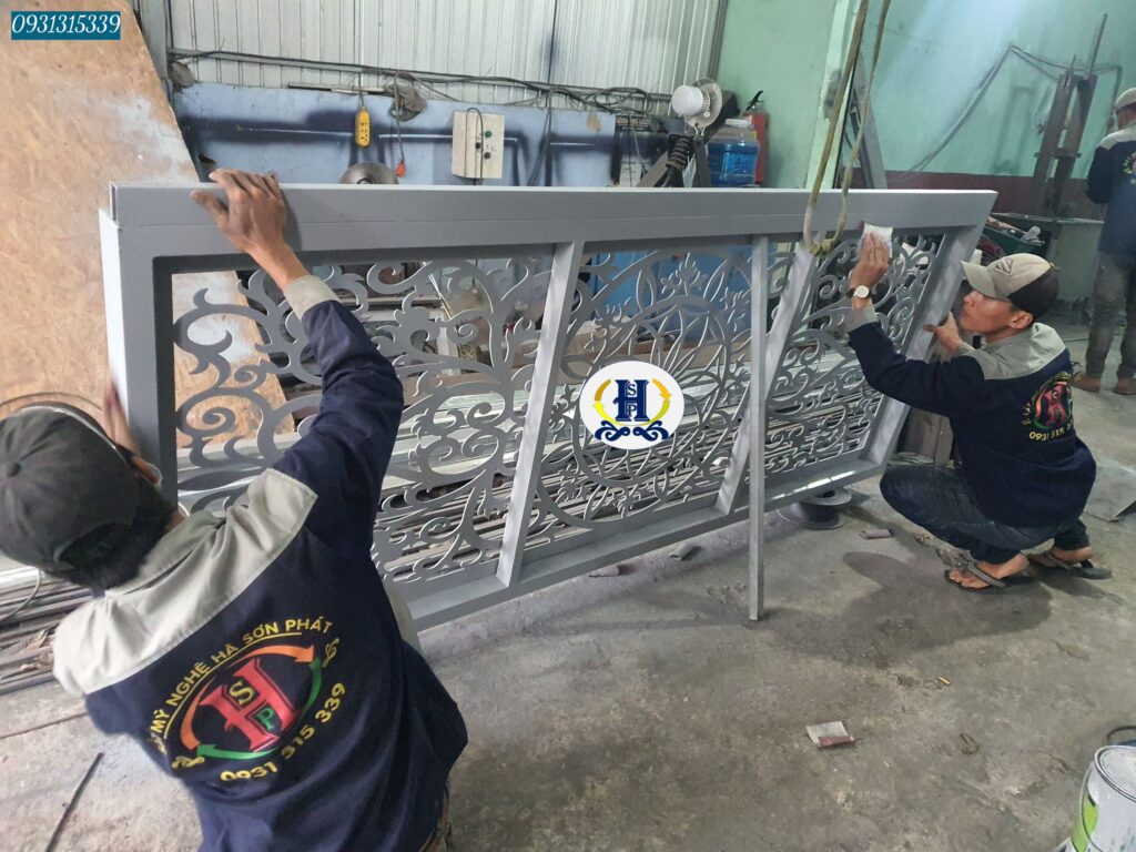 Sơn Cửa Sắt đẹp Tại Thuận An – Bền, Chống Rỉ Sét Hiệu Quả